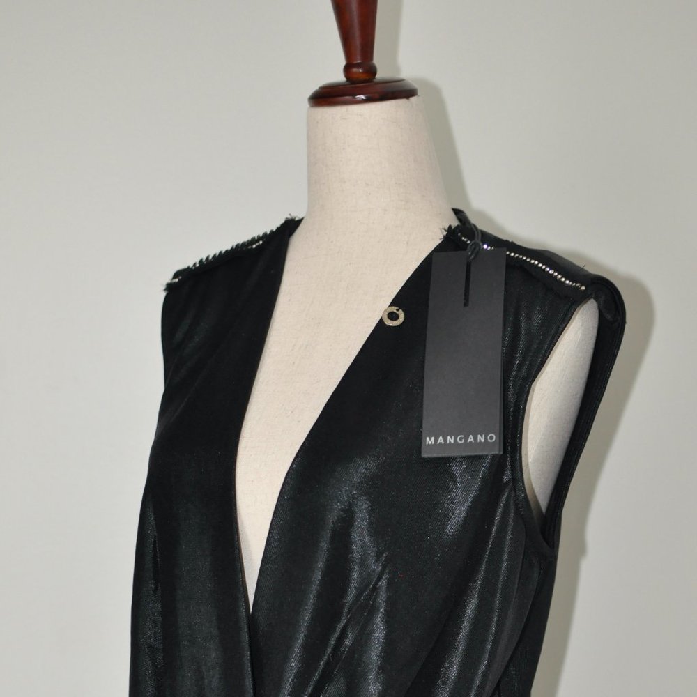 Mangano bodysuit, black metallic look, deep V cut